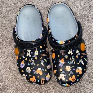 Disney Halloween Crocs size 8
